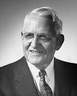 Historical photograph of Harvey Fletcher.