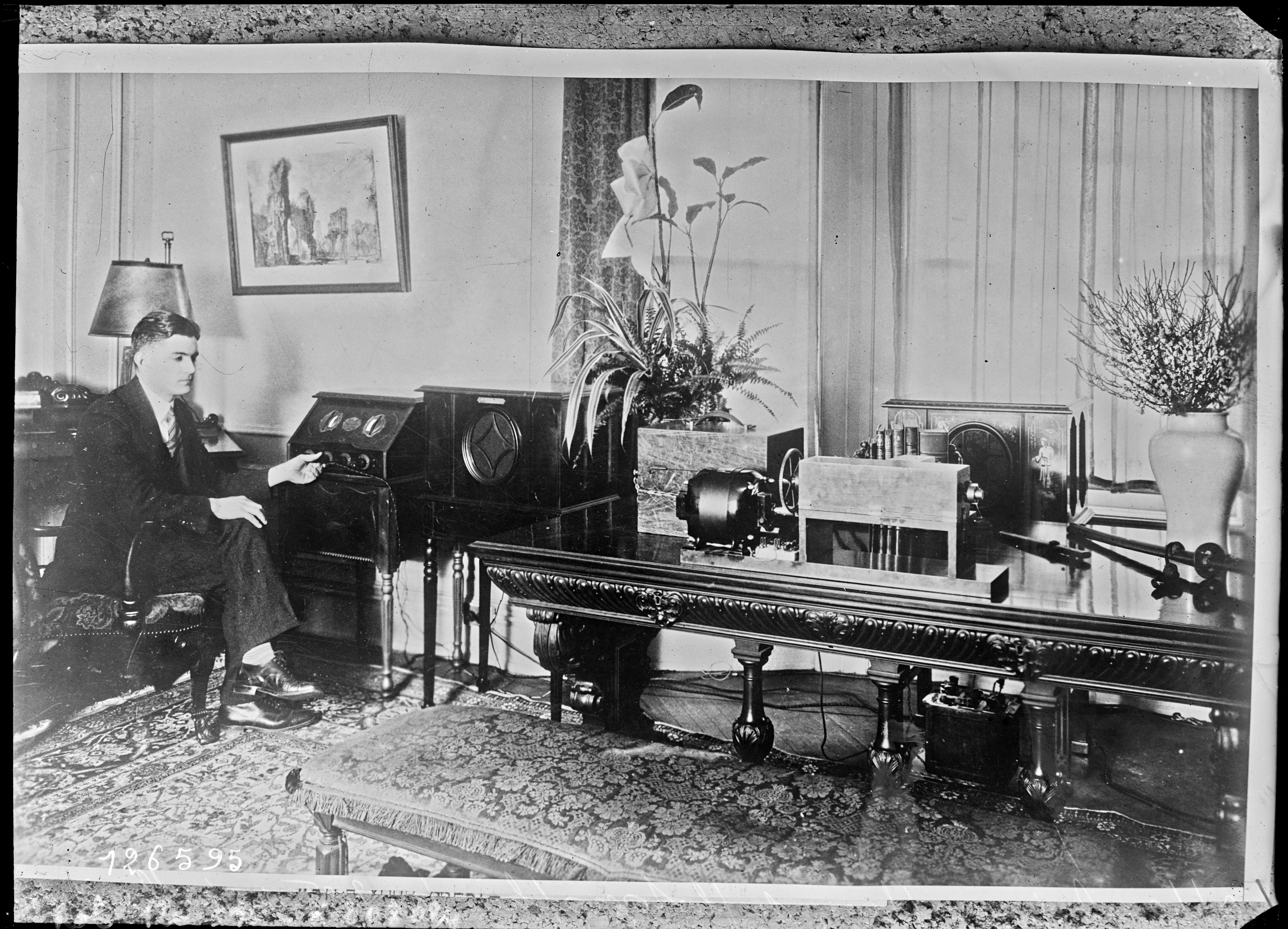 Historical photograph of apparatus associated with Ernst Alexanderson.